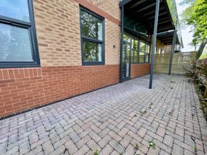 Photo 6- click for photo gallery